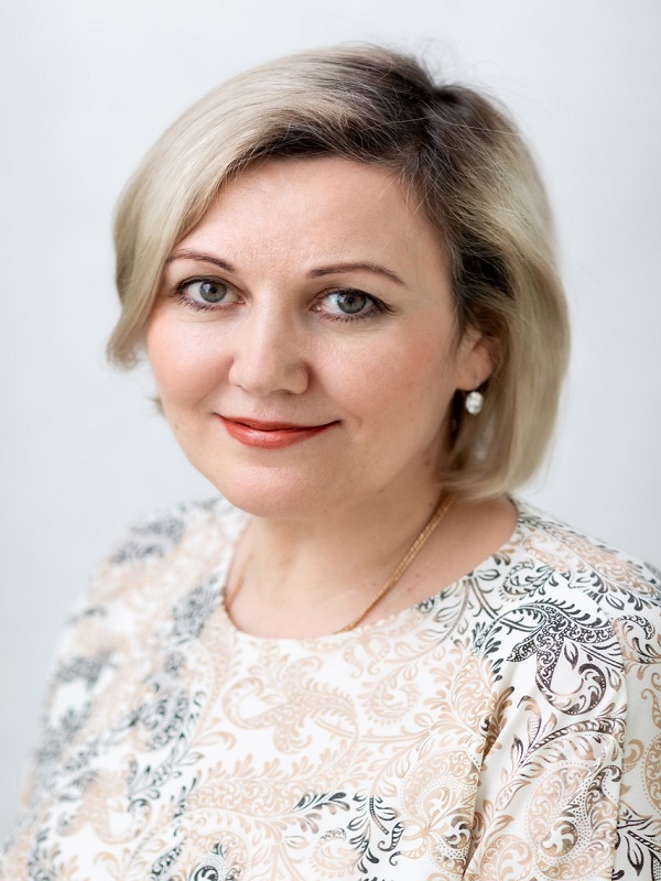 Антонова Марина Алексеевна.